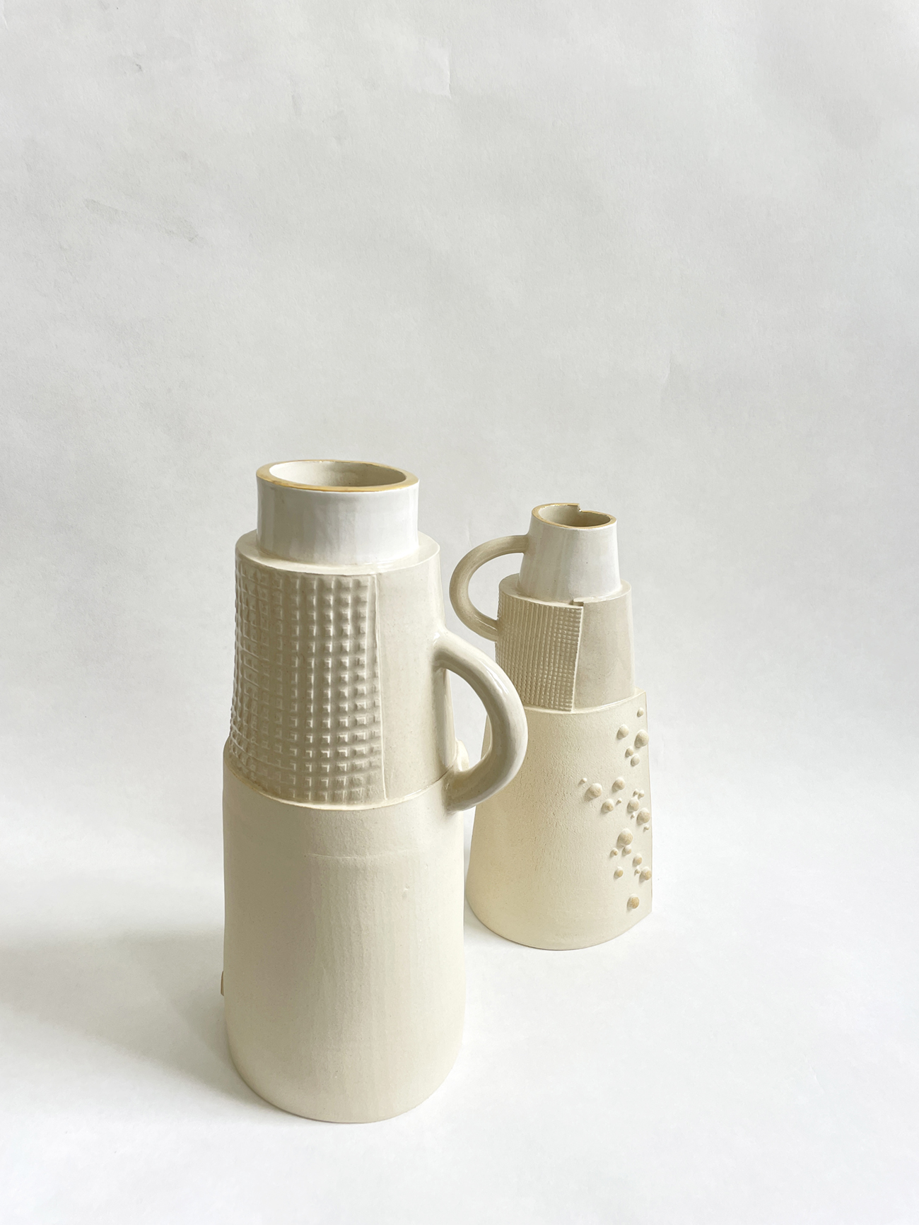 Picture of 'white Baopots' piece