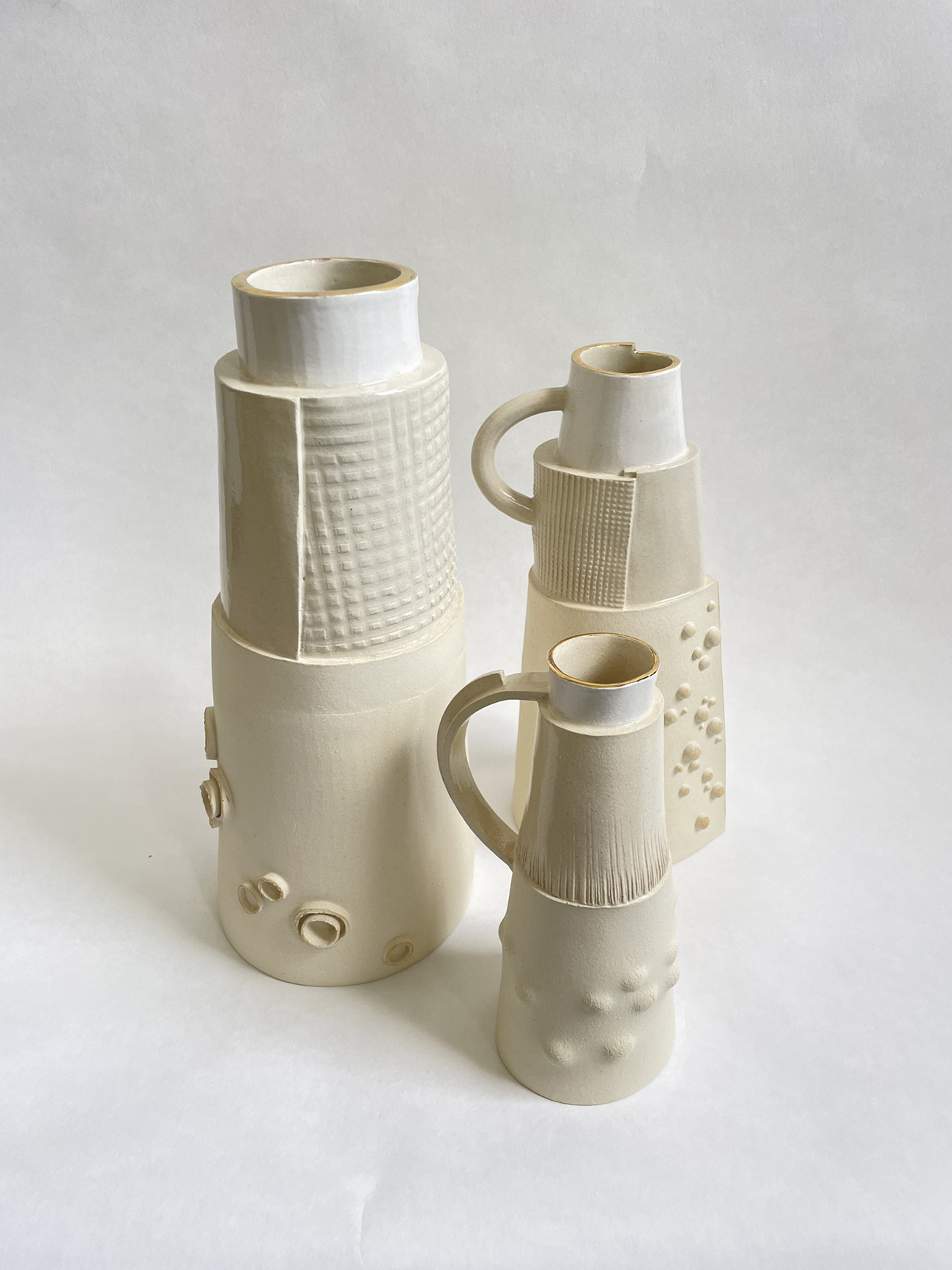 Picture of 'white Baopots' piece